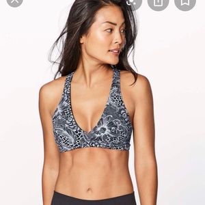 Lululemon raise the barre bra